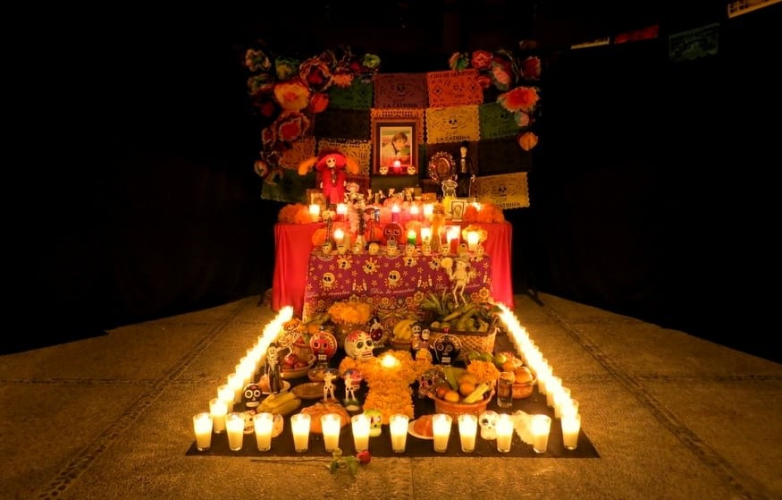 day of the dead altar